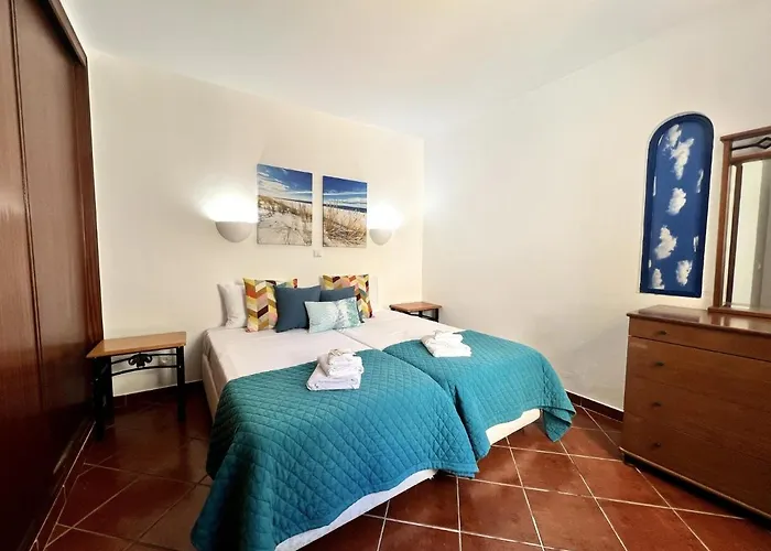 Secret With Pool By Homing * Alvor