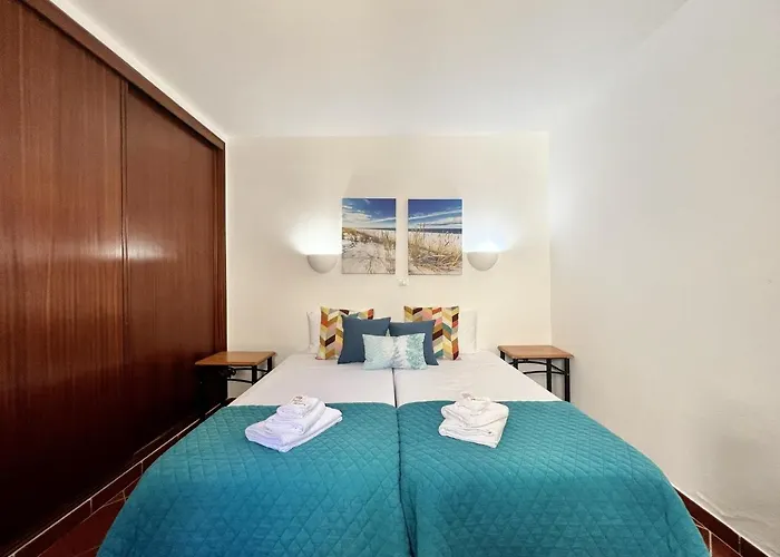 Secret With Pool By Homing Lägenhet Alvor