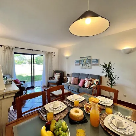 Appartement Secret With Pool By Homing Alvor