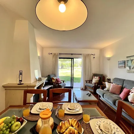 Appartement Secret With Pool By Homing Alvor